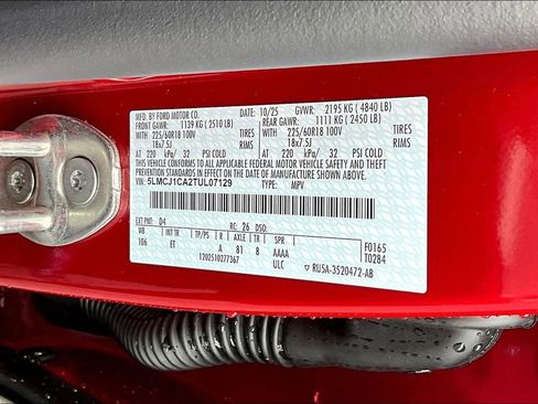 New 2026 Lincoln Corsair Premiere image 13