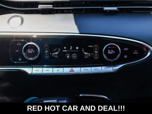Used 2023 Genesis GV70 2.5T w/ Advanced Package AWD/4WD image 14