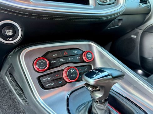 Used 2022 Dodge Challenger R/T w/ Plus Package image 22