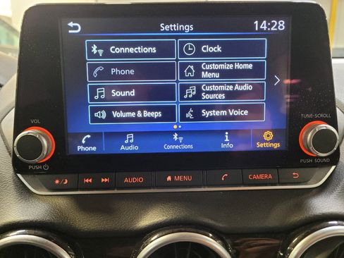 Used 2022 Nissan Sentra SV FWD image 25