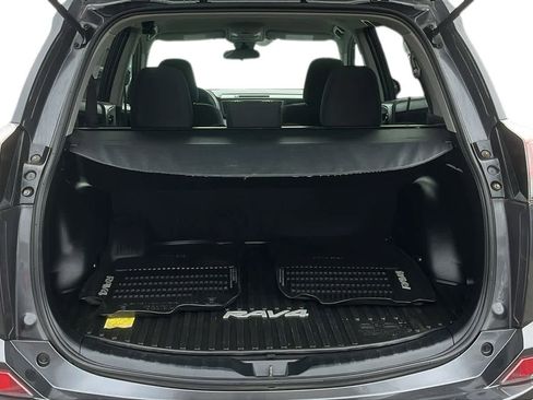 Used 2017 Toyota RAV4 LE image 30