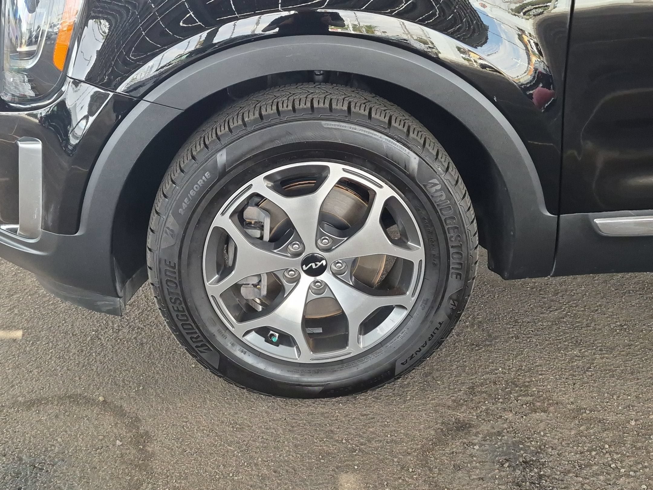 Used 2022 Kia Telluride EX w/ Towing Package FWD image 10
