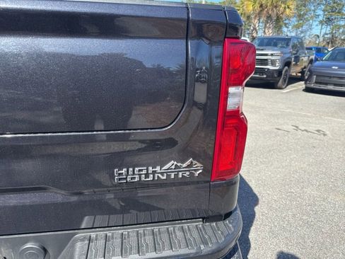 Used 2024 Chevrolet Silverado 1500 High Country w/ High Country Premium Package image 18