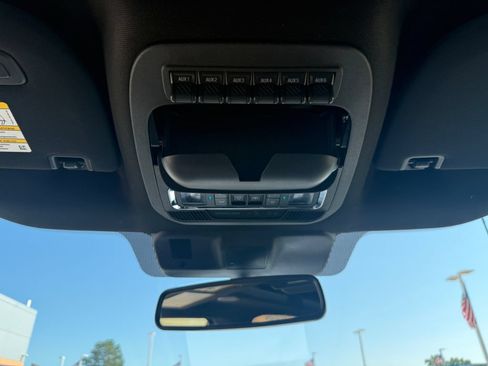 Used 2024 Ford F250 Platinum AWD/4WD image 35