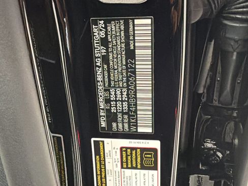 Used 2024 Mercedes-Benz E 350 4MATIC Sedan image 23