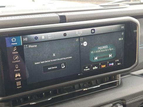 Used 2025 Jeep Wrangler Unlimited Rubicon 4xe image 27