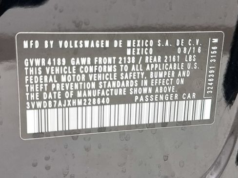 Used 2017 Volkswagen Jetta SE FWD image 32