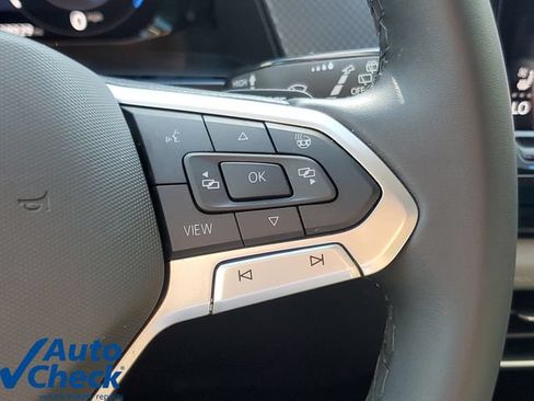 Used 2024 Volkswagen Atlas Peak Edition SEL AWD/4WD image 26