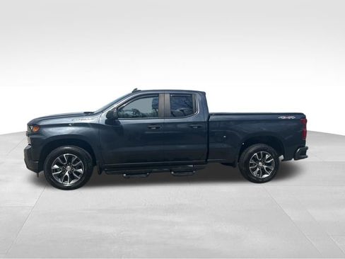 Used 2022 Chevrolet Silverado 1500 Custom w/ Safety Confidence Package AWD/4WD image 30