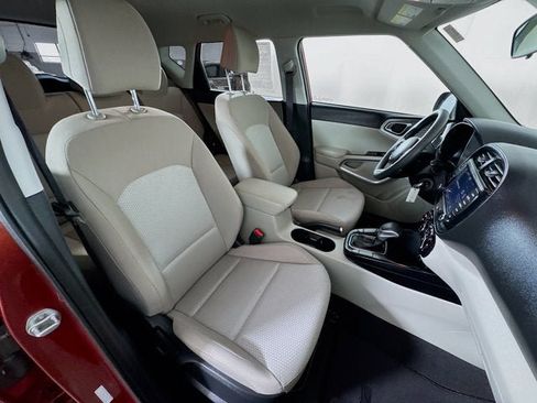 Used 2022 Kia Soul LX FWD image 20