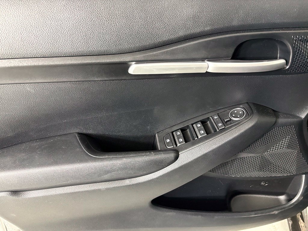 New 2026 Kia Seltos LX FWD image 19