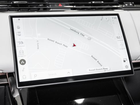 Used 2025 Land Rover Range Rover Sport SV Edition Two image 32