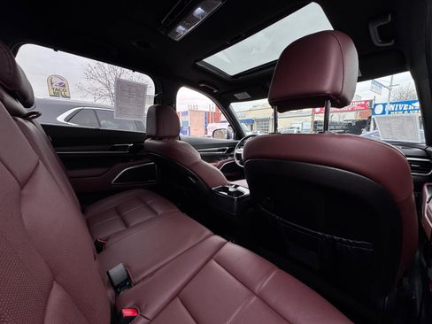 Used 2023 Kia Telluride EX image 27