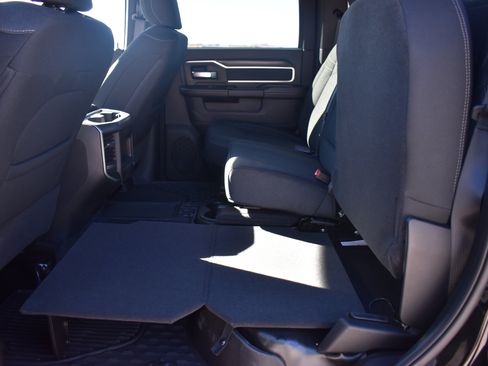 New 2026 RAM 2500 Big Horn AWD/4WD image 23