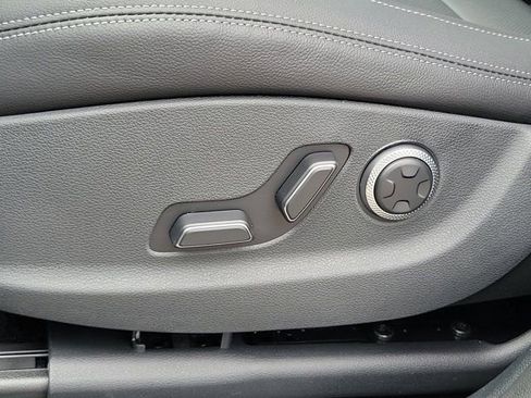 Used 2026 Genesis GV70 2.5T image 22