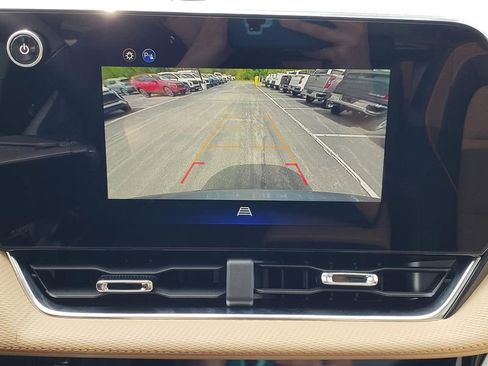 New 2026 Chevrolet Equinox ACTIV w/ Convenience Package III AWD/4WD image 11