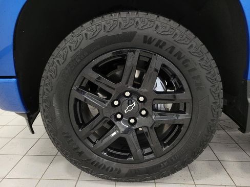 Certified 2023 Chevrolet Silverado 1500 RST AWD/4WD image 3