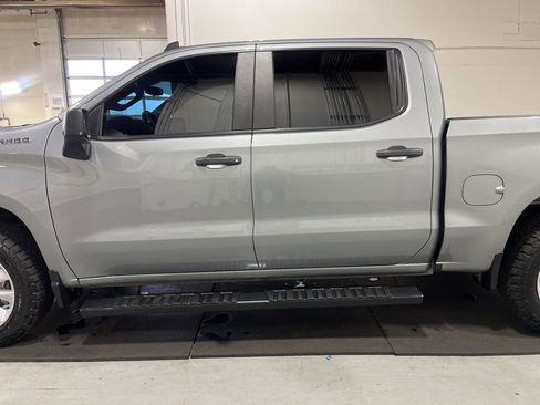 Used 2023 Chevrolet Silverado 1500 Custom image 4