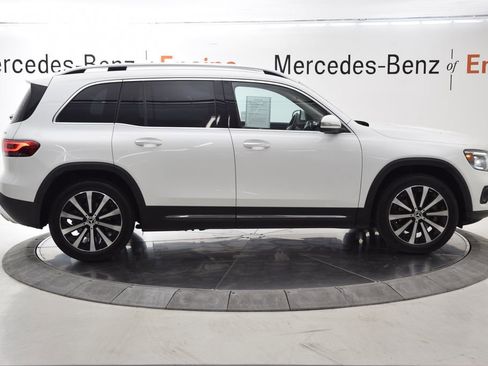 Used 2022 Mercedes-Benz GLB 250 4MATIC image 10