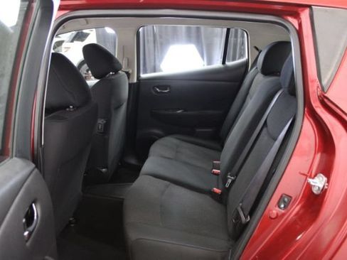 Used 2015 Nissan Leaf S w/ Charge Package FWD image 18
