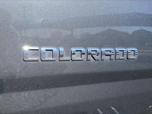 Used 2017 Chevrolet Colorado W/T image 10