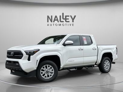 New 2024 Toyota Tacoma SR5