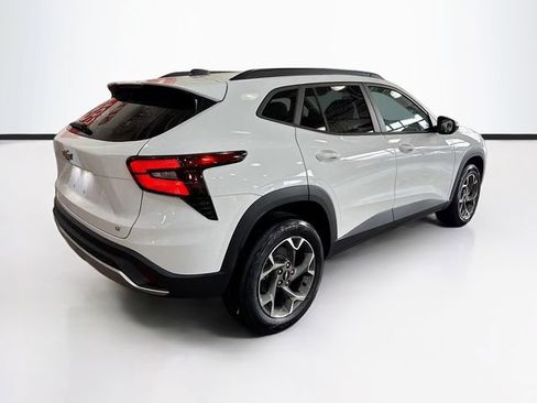 New 2026 Chevrolet Trax LT w/ Driver Confidence Package image 6