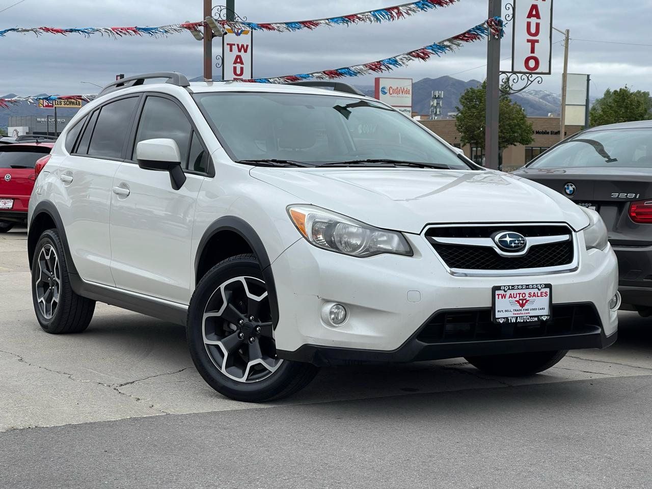 Used 2014 Subaru Crosstrek 2.0i Premium AWD/4WD image 3