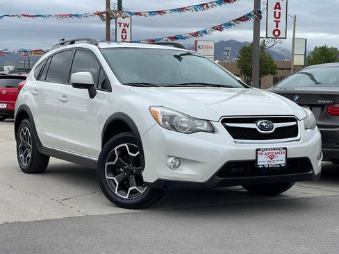 Used 2014 Subaru Crosstrek 2.0i Premium AWD/4WD image 3