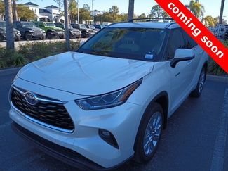 Used 2021 Toyota Highlander Limited video 1