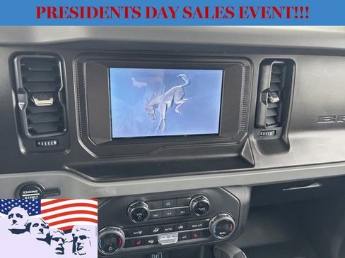 Certified 2023 Ford Bronco Big Bend w/ Sasquatch Package image 13