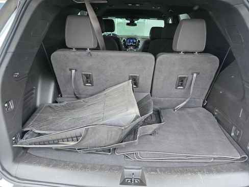 Used 2023 Chevrolet Traverse LT AWD/4WD image 17