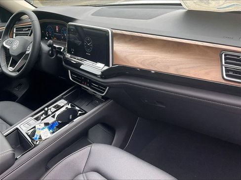 New 2026 Volkswagen Atlas SE AWD/4WD image 9