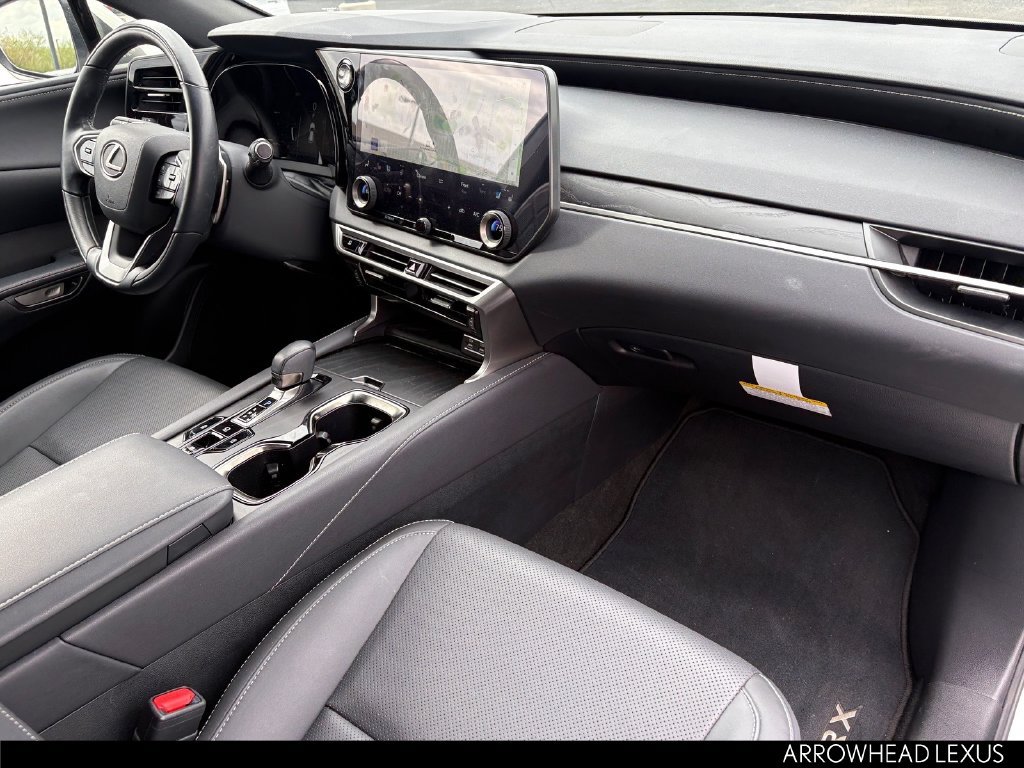 Used 2026 Lexus RX 350 Premium w/ Accessory Package (2T) FWD image 11