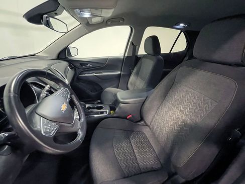Used 2022 Chevrolet Equinox LT image 3