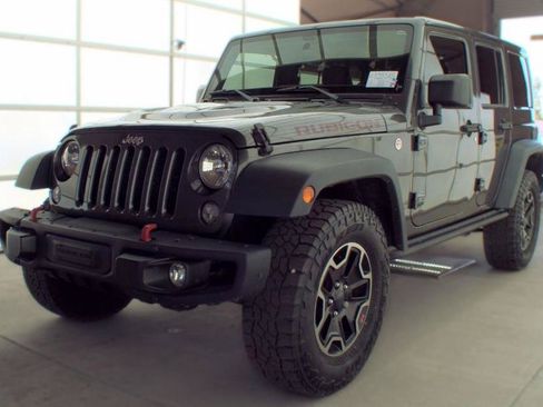 Used 2016 Jeep Wrangler Unlimited Rubicon AWD/4WD image 4
