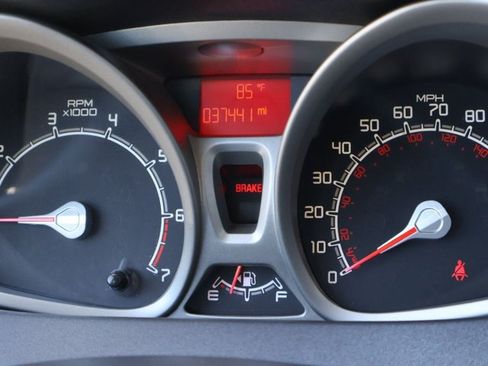 Used 2012 Ford Fiesta SE FWD image 14