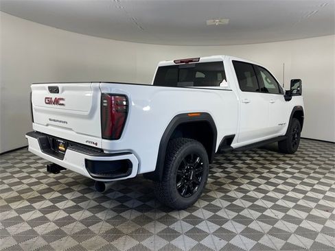New 2026 GMC Sierra 2500 AT4 w/ AT4 Premium Plus Package image 22