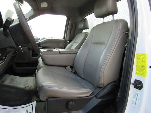 Used 2019 Ford F550 2WD Regular Cab Super Duty image 30