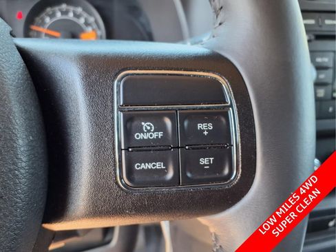 Used 2015 Jeep Patriot Latitude AWD/4WD image 21