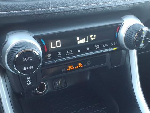 Certified 2025 Toyota RAV4 LE image 18