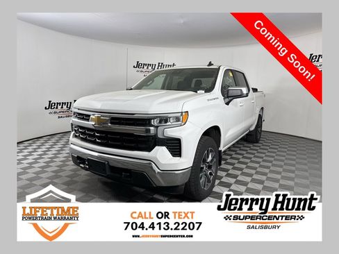 Used 2022 Chevrolet Silverado 1500 LT image 1
