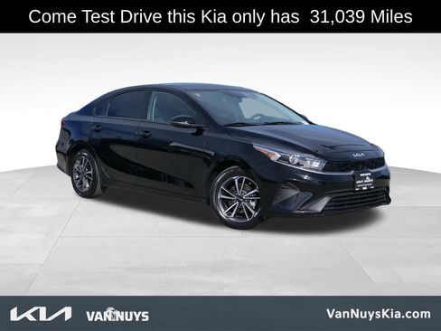 Used 2023 Kia Forte LXS w/ LXS Technology Package image 1