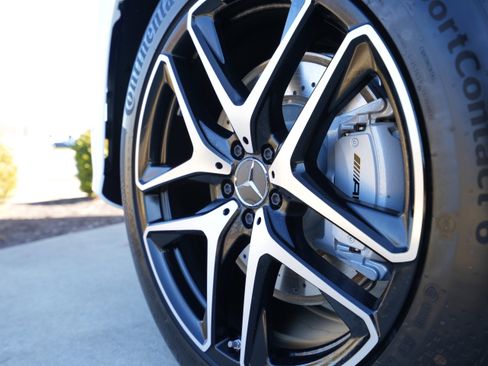 New 2026 Mercedes-Benz GLE 53 AMG 4MATIC image 17