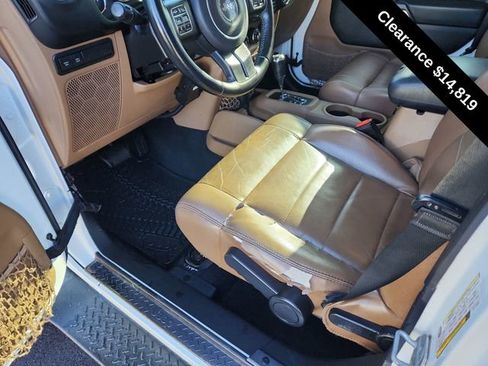 Used 2012 Jeep Wrangler Unlimited Rubicon w/ Dual Top Group image 17