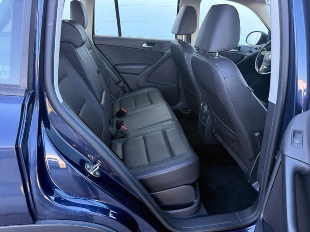 Used 2016 Volkswagen Tiguan S FWD image 11