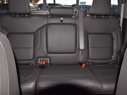 Used 2024 Chevrolet Silverado 1500 RST image 20