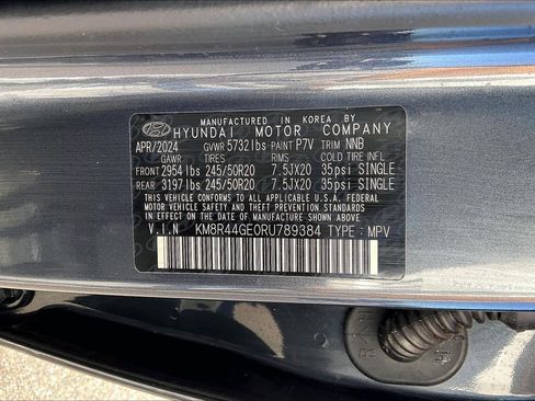 Used 2024 Hyundai Palisade SEL w/ Premium Package image 19