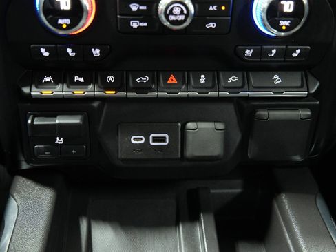 Used 2020 GMC Sierra 1500 AT4 w/ AT4 Premium Package image 36