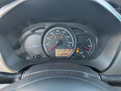 Used 2015 Toyota Yaris L image 16